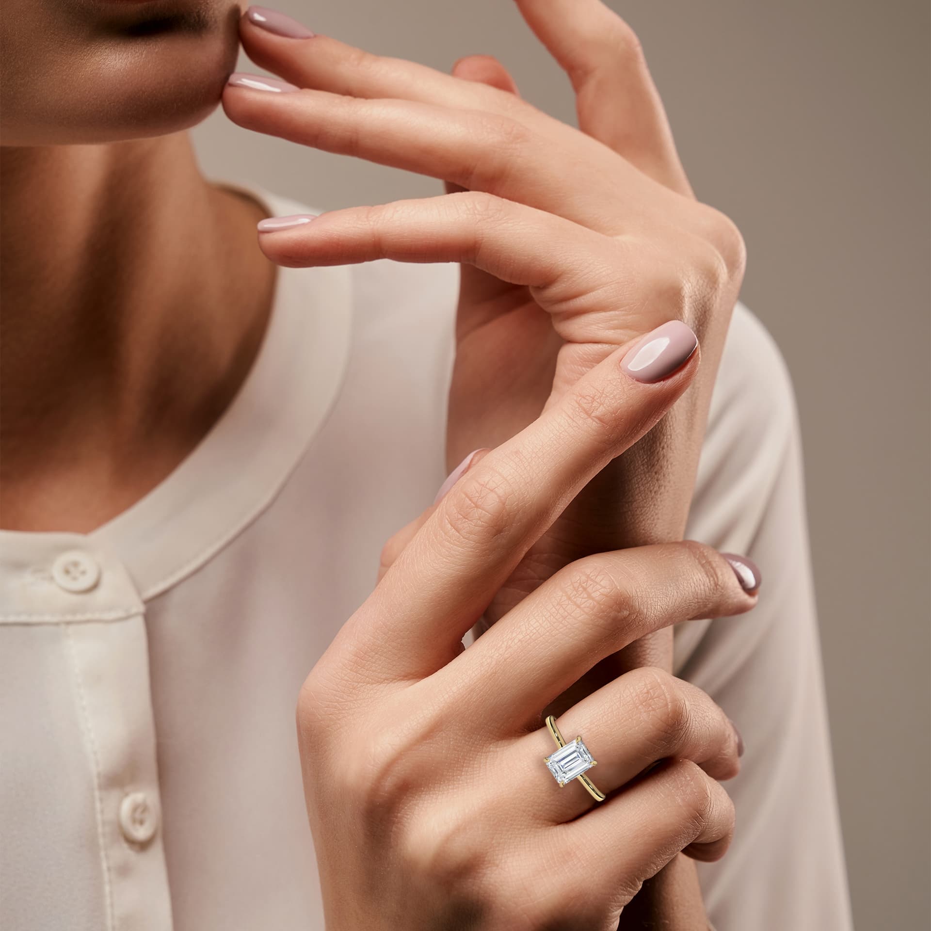 Halo Ring With Emerald Diamond In Yellow Gold thumbnail 8